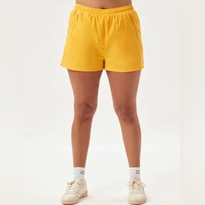 GIRLFRIEND COLLECTIVE citrine gazelle short